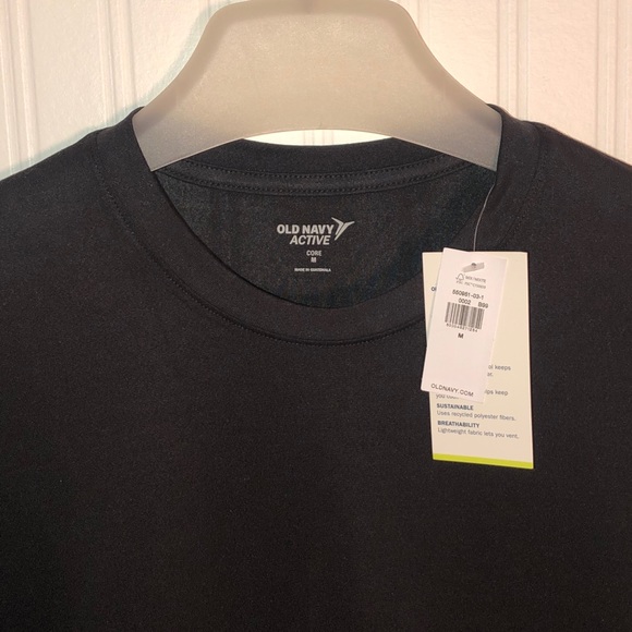 Old Navy Go-Dry Cool Odor-Control Core Long Sleeve - Picture 4 of 5